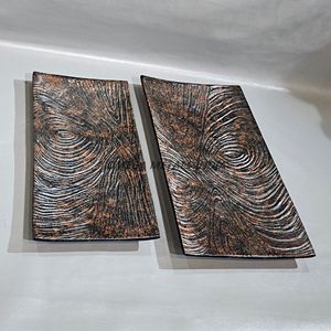 Elegante bandeja decorativa plateada de 2 piezas en un diseño de hoja único Ideal para entretener y agregar un toque de naturaleza a su espacio - Product Image 5