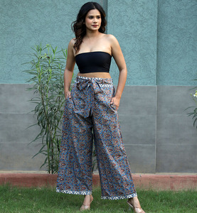 แฟชั่นฤดูร้อนสำหรับผู้หญิงกางเกงขากว้างพิมพ์ลายผ้าไหมพร้อมกระเป๋าทำงานสำหรับความสนุกสบายๆและกลางแจ้ง - Product Image 1