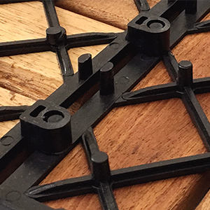 Viet Wood Tuiles de terrasse à emboîtement en bois d'acacia Design contemporain pour revêtement de sol intérieur et extérieur Produit de terrasse de qualité supérieure - Product Image 3