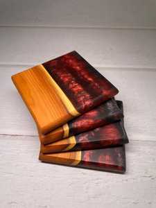 Sous-verre carré en bois avec résine époxy noire, résistant à la chaleur, fait à la main, vaisselle de cuisine, décoration de bar à domicile, cadeau de luxe pour le bureau - Product Image 2