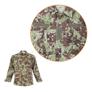 Ensemble veste et pantalon cargo d'impression réfléchissante Digital Forest, durable, isolation hybride, imperméable, respirant pour hommes tactiques - Product Image 3