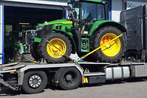 Tracteur agricole multifonctionnel John Deere 6175R de 175 CV, prêt à être expédié, type de transmission 4x4, pour mini-agriculture, à vendre aux États-Unis - Product Image 5