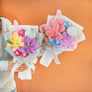 Bouquet de fleurs au crochet et tricotées (lys, tulipes), fini, pour la Fête des Mères, cadeau de mariage, pour maman, vente en gros transfrontalière - Product Image 1