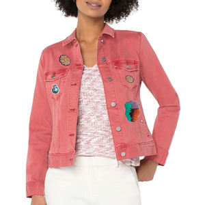 Venta al por mayor de ropa de calle de invierno personalizable, chaqueta vaquera transpirable, broches decorativos rellenos de algodón bordados a mano - Product Image 1