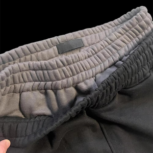 Joggers personnalisés pour hommes en pur coton, coupe régulière, respirants, avec cordon de serrage, brodés, jambe large, taille haute, style streetwear, poids moyen 340g - Product Image 2