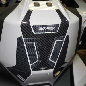 Adesivo 3D per Moto, Protezione Poggiapiedi Compatibile con Honda X-ADV 2021-25 - Product Image 1