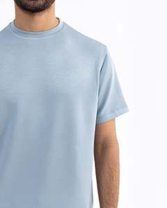 Camiseta de algodón 100% con cuello redondo personalizada de alta calidad de peso pesado, Camiseta de algodón de gran tamaño con logotipo personalizado para hombres de alta calidad - Product Image 3