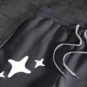 Ensemble sweat à capuche et pantalon de survêtement pour hommes motif solide et lourd délavé à l'acide Streetwear Jogger survêtement avec sérigraphie DTG - Product Image 4