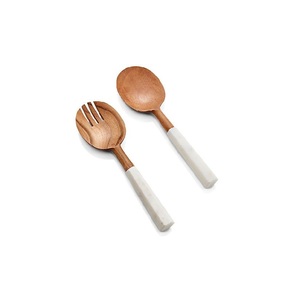 Meilleure qualité cuillère en bois résine poignée maison table à manger nourriture service cuillère pas cher prix pour la maison mariage table Ware utilisation - Product Image 1