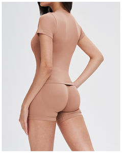 เสื้อยืดแขนสั้นโยคะฤดูร้อนคุณภาพสูงไร้รอยต่อ เสื้อเจอร์ซีย์น่ารักสำหรับทุกเพศ สวมใส่สบาย เหมาะสำหรับเล่นกีฬา ทรงปกติ เหมาะสำหรับวิ่งกลางแจ้ง - Product Image 1