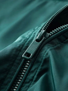 Veste matelassée respirante à capuche amovible élégante pour homme, décontractée, légère, hiver, fabrication professionnelle, marque privée - Product Image 2