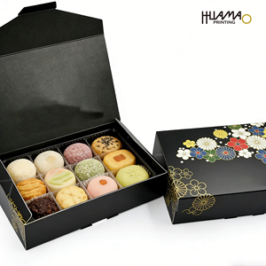 Caja de lujo negra mate con impresión floral en lámina dorada, embalaje de calidad alimentaria para mochi, dulces y pasteles. - Product Image 2