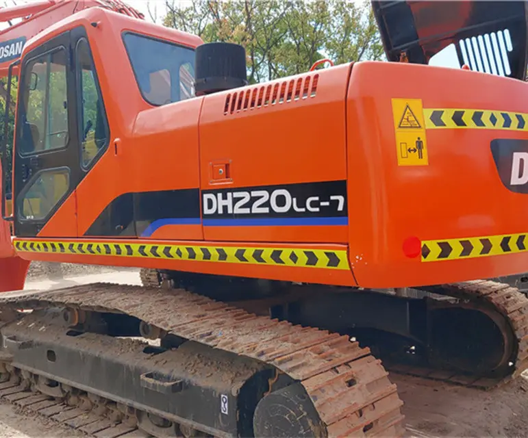 掘削機耐久性中古中古韓国Doosan DH220LC-7 220ヤードから