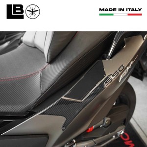 Adesivi Protettivi Sotto il Sedile per Moto Kymco AK550 Premium - Product Image 3