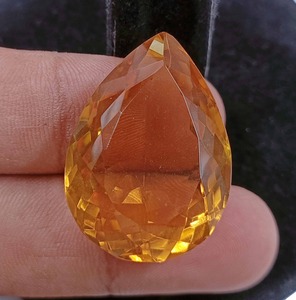 อัญมณีซิทรินทรงไข่เหลี่ยมเพชรพลอยสีเหลืองมะนาวทำเครื่องประดับอัญมณีธรรมชาติสี