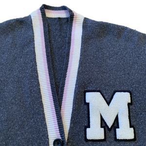 Cárdigan Acrílico Unisex con Logotipos Personalizados, Suéter de Manga Larga, Ropa de Moda DE LA Fraternidad, Estilo Informal, Botón Completo - Product Image 4