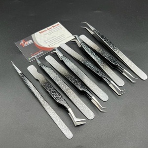 Pinzas profesionales de Extensión de pestañas con purpurina en blanco y negro Ombre de dos tonos Diseño puntiagudo de fibra de acero inoxidable sostenible - Product Image 2