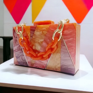 Lujoso bolso de mano de resina con patrón de mármol con cadena hecho a mano monederos de mujer para fiestas y bodas precio al por mayor - Product Image 6