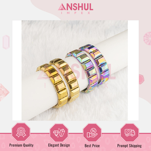 Bracelets en pyramide carrée en quartz aura, lisses et polis, faits à la main, extensibles, pour la méditation et l'aromathérapie, en vente - Product Image 3