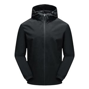 Chaquetas Softshell para deportes al aire libre Precio barato Chaquetas Softshell a prueba de agua para hombres Chaquetas transpirables de manga regular para hombres 2026 - Product Image 1