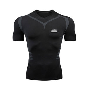 T-shirt MMA élégant pour athlètes, tissu doux et flexible, conçu pour l'entraînement en salle, la pratique des arts martiaux et les séances de sport. - Product Image 1