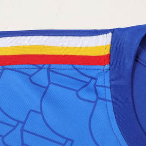 Camiseta de Fútbol para Hombre, Ligera, de Secado Rápido, Manga Corta, Impresión de Logotipo y Nombre Personalizados, OEM, ODM, al por Mayor para Equipos de Club - Product Image 4