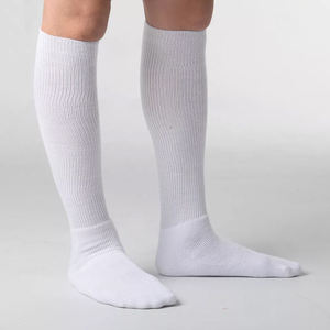 Chaussettes pour hommes de conception professionnelle/fabriquées sur mesure dans toutes les tailles et matériaux avec des chaussettes réglables - Product Image 2