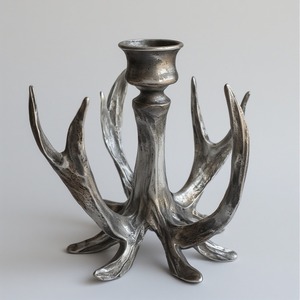 Portavelas de cuerno de aluminio de primera calidad con pátina martillada rústica artesanal hecho a mano que ofrece acento decorativo para interiores - Product Image 6