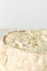 Queso Gorgonzola DOP <span class=keywords><strong>Dolce</strong></span> Italiano, en Forma de Ocho Ruedas, Suave, Azul, Cremoso, Dulce, Queso Tradicional de Lombardía, de Italia - Product Image 2