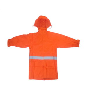 Traje de lluvia de poliéster reforzado de exportación digno de compra para el turismo - Product Image 2