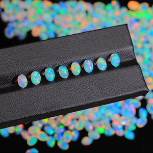 Opale éthiopienne authentique - Pierre précieuse en vrac de 8x6 mm de taille ovale - Opales éthiopiennes arc-en-ciel chatoyantes - Cabochon d'opale éthiopienne - Cadeau pour elle - Product Image 1