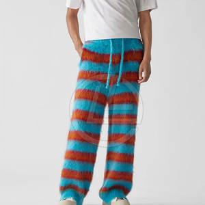 Pantalon de survêtement ultra doux en mohair pour hommes avec coupe décontractée et conception de vêtements de détente en peluche Pantalon de survêtement en mohair pour hommes de qualité supérieure - Product Image 4