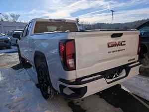 BEST DEAL 2025 Sie rra 1500 <b>Elevation</b> Four Wheel Drive Double Cab IN Good Condition - Product Image 3