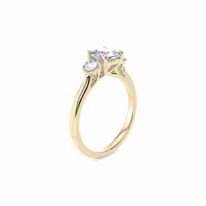 Bague de fiançailles pour femme avec coussin et trois pierres rondes - Product Image 4