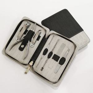 Juego de Manicura y Pedicura 7 en 1 de Acero Inoxidable Premium con Caja de Regalo, Logotipo Personalizado, Herramientas Profesionales para Técnicos de Uñas - Product Image 5