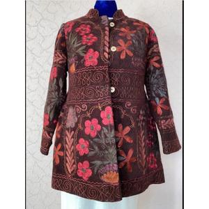 Suzani แจ็คเก็ตผ้าฝ้ายใส่ได้ทั้งชายและหญิงเสื้อโค้ทผ้าควิลท์ลำลองสำหรับฤดูหนาวปักด้วยมือมีกระดุมตกแต่งสเวตเตอร์สั้น - Product Image 4