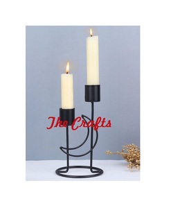 Porte-bougie au design avantageux, fait main en fer noir, pour mariage et décoration intérieure. - Product Image 1