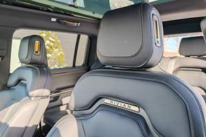 Modèle de deuxième génération R-ivian R1S Adventure Edition 2026 d'occasion, double moteur, transmission intégrale, non modifié - Product Image 5