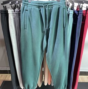 Bas en tissu polaire doux Pantalon de survêtement de gymnastique à la taille élastique Pantalon de sport en coton lourd personnalisé Joggers pour hommes - Product Image 1