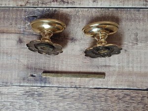 Boutons de porte en métal floraux faits à la main de luxe pour la décoration de portes intérieures et extérieures Articles de quincaillerie de meubles de luxe Boutons pour le bureau à domicile - Product Image 5