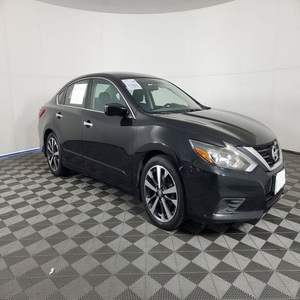 Nissan Altima 2.5 S-R 2017 - Product Image 1