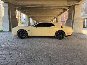 Challenger SRT Hellcat Jailbreak 2023, Motor Hemi V8 Supercargado de 717 hp, Exterior Satin Desert Storm PPF - Product Image 3