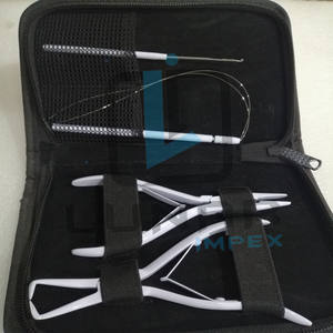 Meilleures pinces d'extension de cheveux en acier durables Kits d'étiquetage de marque personnalisée et gravure au laser Outils de coiffure de couleur blanche - Product Image 4