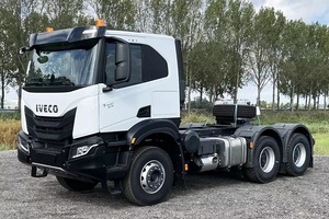 ( J) OFFRE DE GROS 2023 Cabine de tracteur (occasion) - Product Image 2