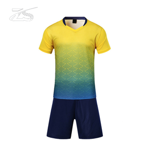Conjunto de Uniforme de Fútbol Personalizado para Hombre, Nuevo Diseño, Hecho en Pakistán - Product Image 5