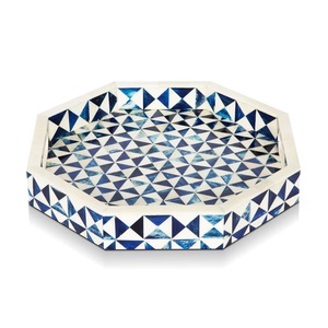 Gani Craft Impex Plateau de service en résine blanche de haute qualité avec incrustation en forme de rectangle - Product Image 3