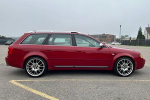 AUDI S6 AVANT d'occasion 2002, conduite à gauche/droite - Product Image 4