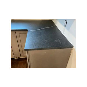 Dalles de granit vert tropical naturel poli pour escaliers, comptoirs de cuisine, salles de bains et intérieurs de bureaux - Product Image 2