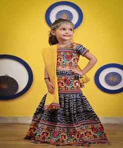 Nuevo atractivo último diseñador niños Lehenga Choli bordado trabajo con Red Dupatta encaje borde Ny Ropa Étnica ropa - Product Image 5