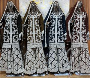 Conjunto Qunoot Closet Georgette Gharara con Bordado Lakhnavi, Pedrería Zarkan, Perlas y Dupatta con Bordado Intenso, Ropa Formal, Diseño Étnico Moderno - Product Image 2